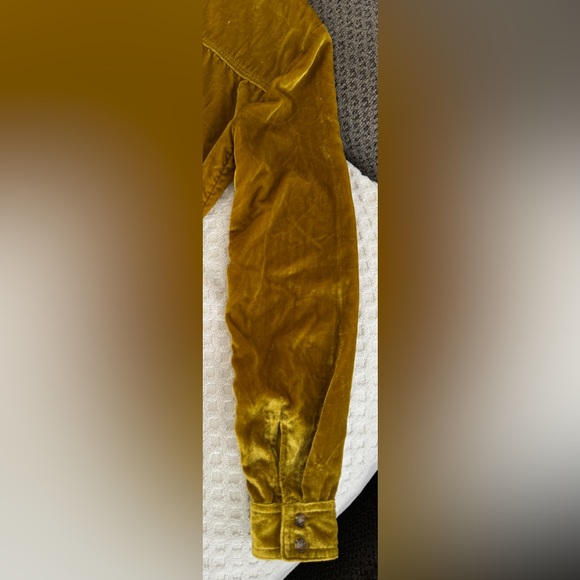 Anthropologie Maeve Karina Velvet Button Down Shirt in Gold Size 0 OB1057701 - Picture 12 of 16